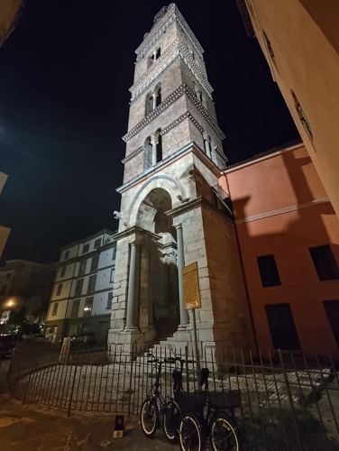Edicola votiva in un vicolo di Gaeta