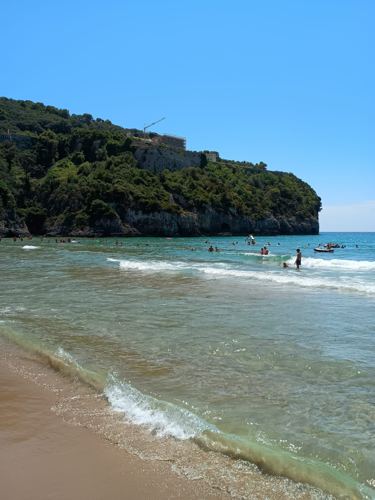 Gioco di luce in un vicolo di Gaeta